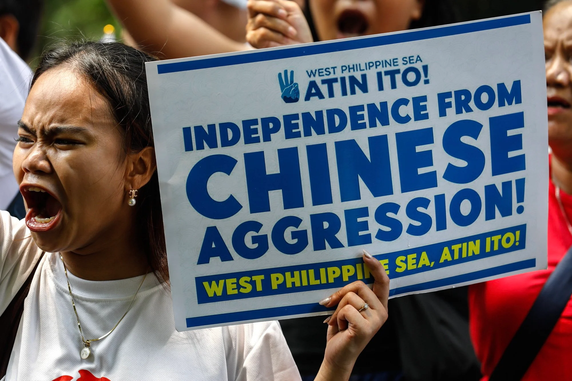 Is anti-China sentiment rising in the Philippines?
